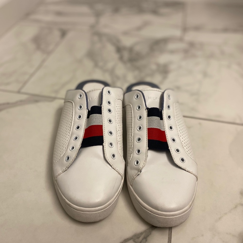 Tommy sneakers